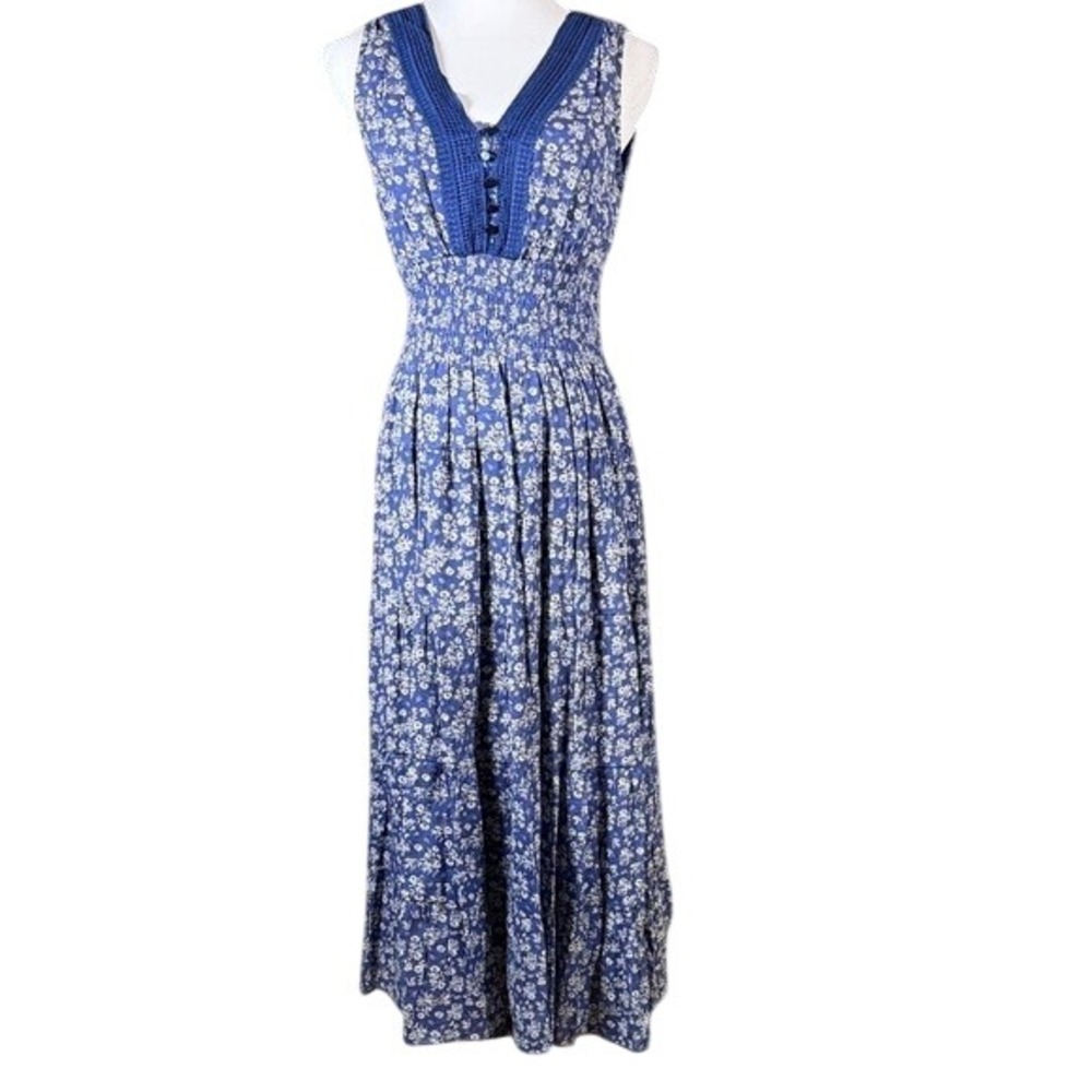 J. Gee Blue Floral Sleeveless Maxi Dress Smocked Waist Crochet Trim PL‎